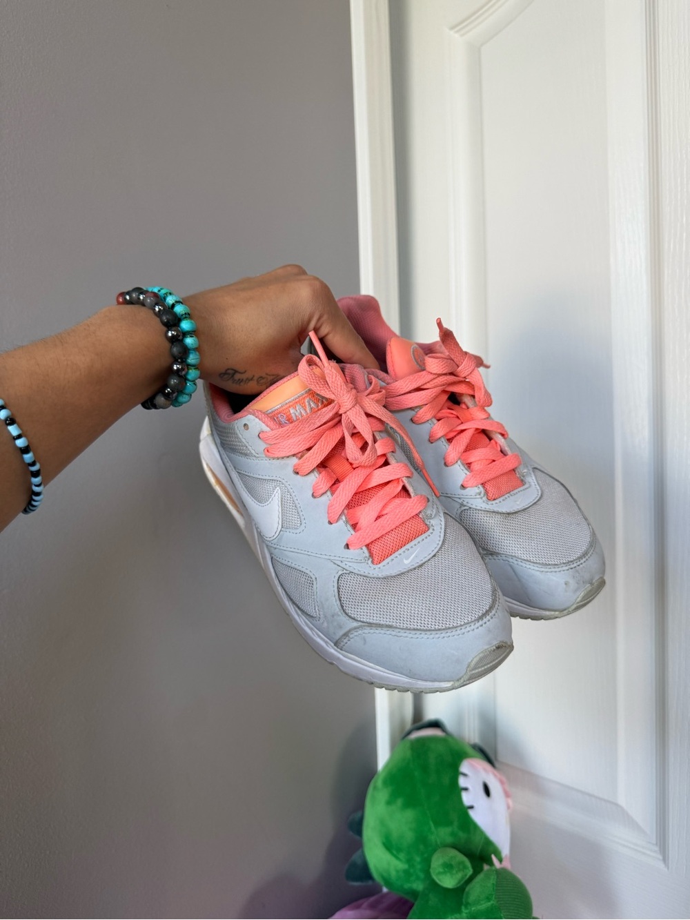 Women’s Nike air max wright sneakers